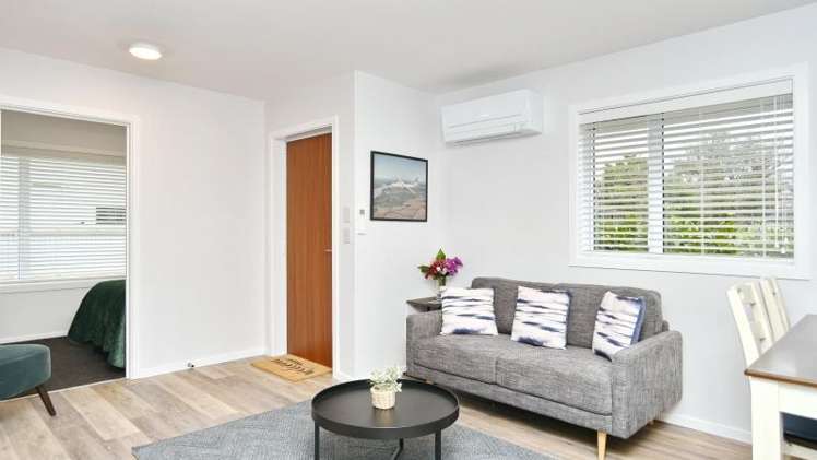 1/69 Brockworth Place Riccarton_1