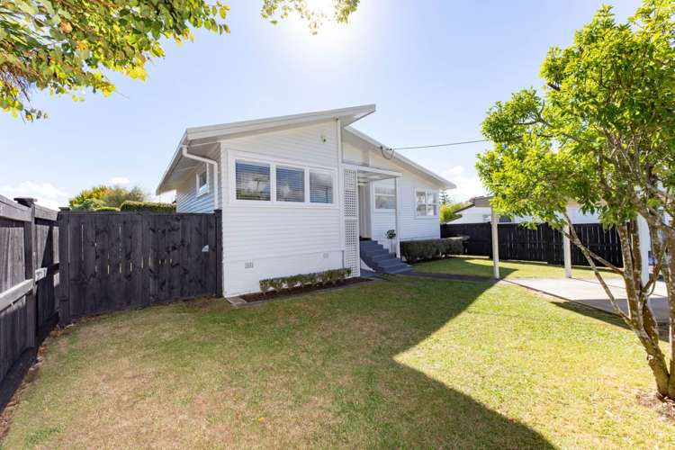 93 Atkinson Road Titirangi_12
