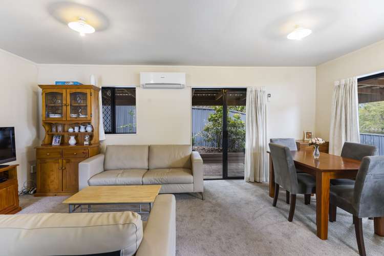 22b Reid Road New Lynn_9