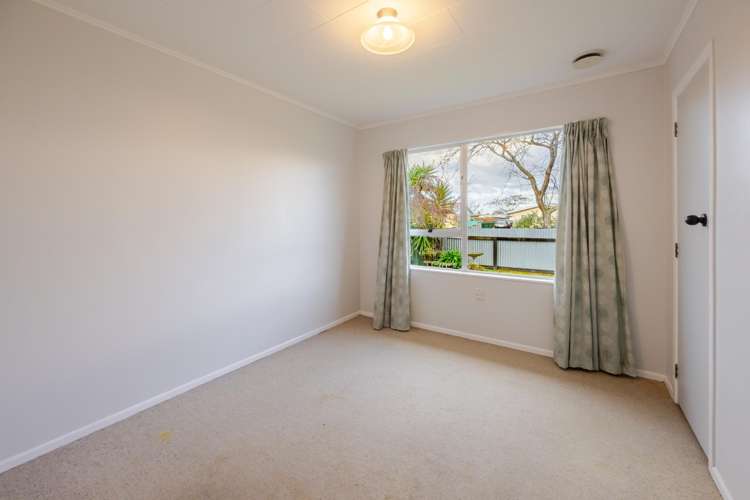 42 Columbus Crescent Flaxmere_8