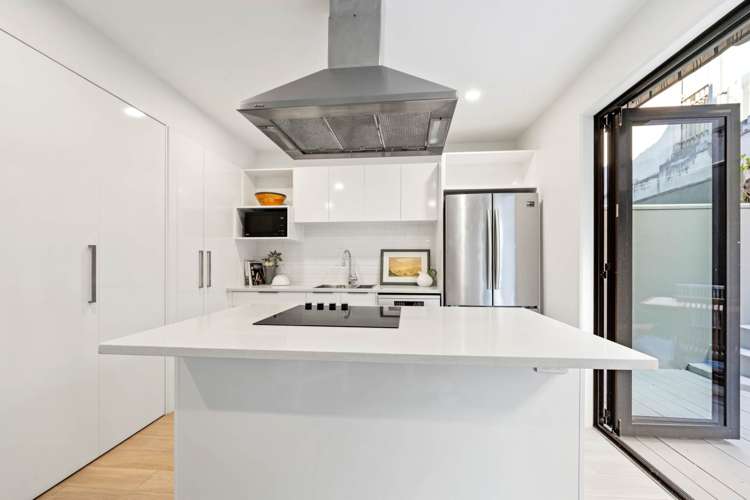 3/15 Sarawia Street Newmarket_16