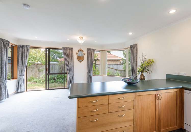 39 Malthouse Crescent Brightwater_13