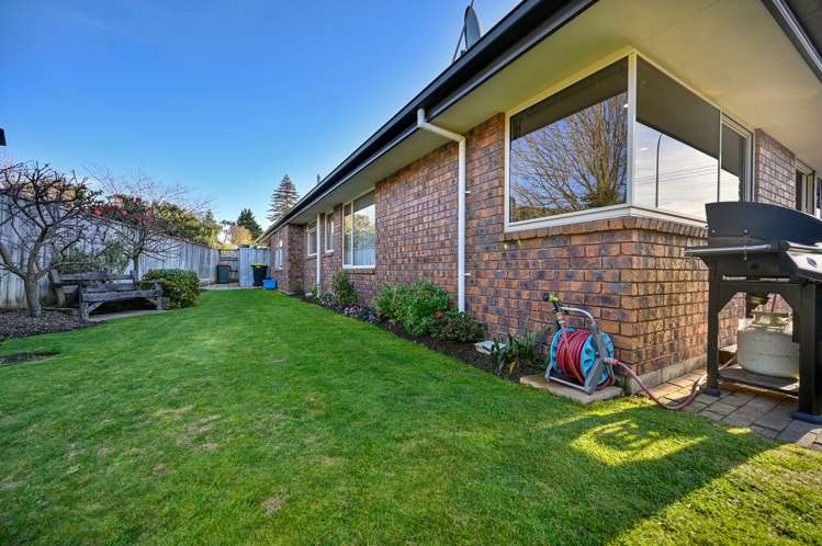 1 Ballard Drive Stoke_14