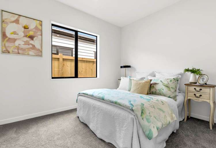 30 furlough road Opaheke_14