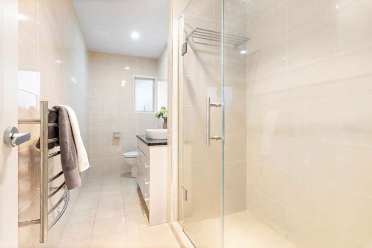 8 Brancott Place Flat Bush_15