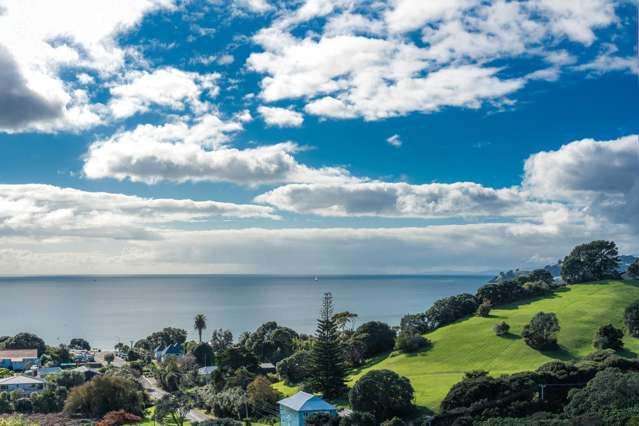 Onetangi Gem – Sea Views, Sun & Income Potential