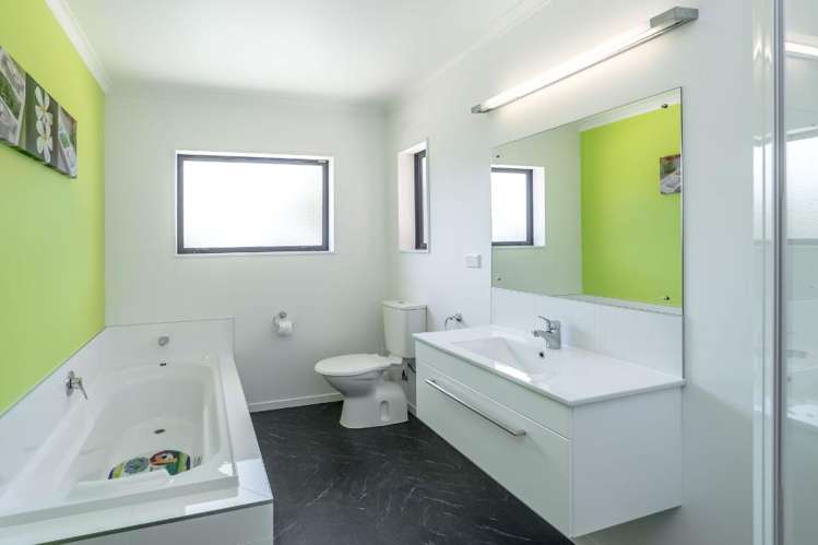 12 Taylor Street Carterton_17