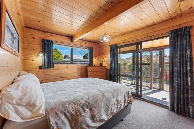 13 Knights Grove Otaki_8