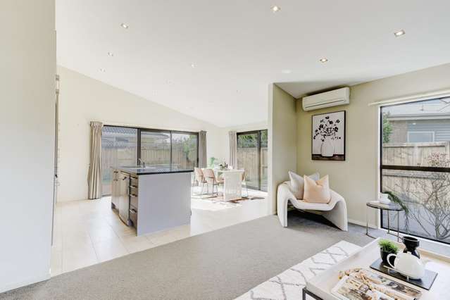 15 Chadwick Place Rototuna North_3