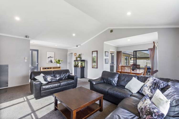 9 Farringdon Avenue Rototuna North_2