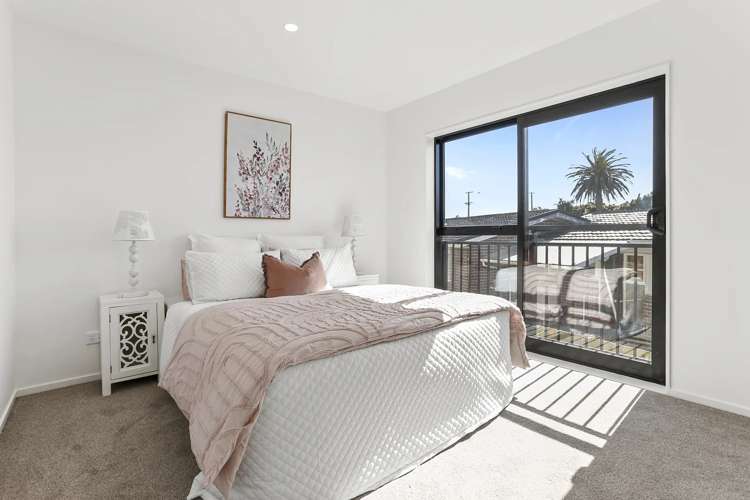 79A-79B Station Road Papatoetoe_4