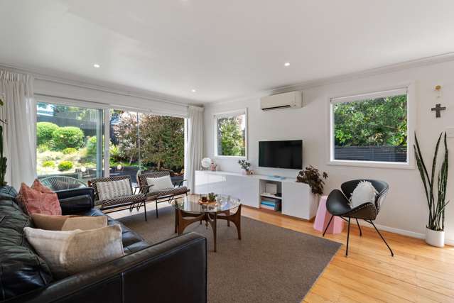 19 Kererū Bend Tawa_3