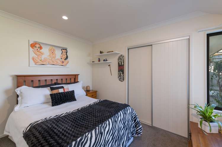 15 Antoine Grove Richmond_11