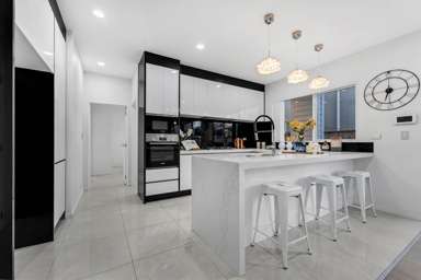 21 Horsefields Drive_2