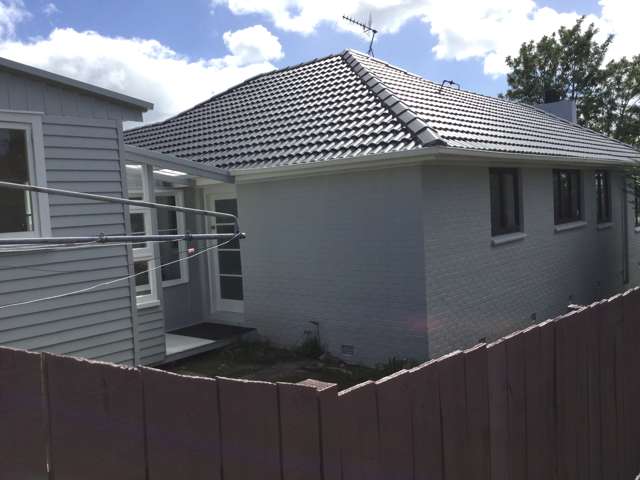 10a Riverview Road New Lynn_2