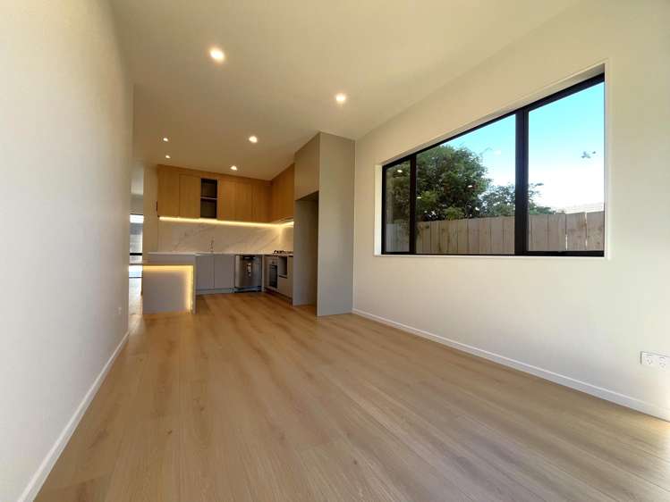 3/31 Weybridge Crescent_5