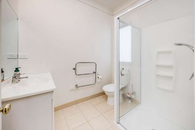 15 Bronwylian Drive Flat Bush_16