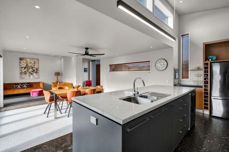 61 Karamea Street Whalers Gate_10