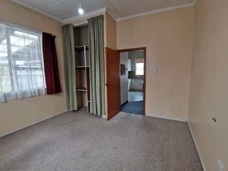 124 Davie Street Hokitika_8