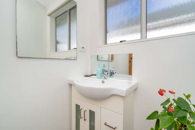 64b Dalgety Street Saint Kilda_14