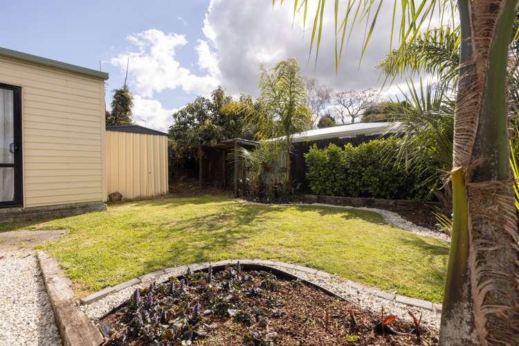 19 Sharyn Place Brookfield_24