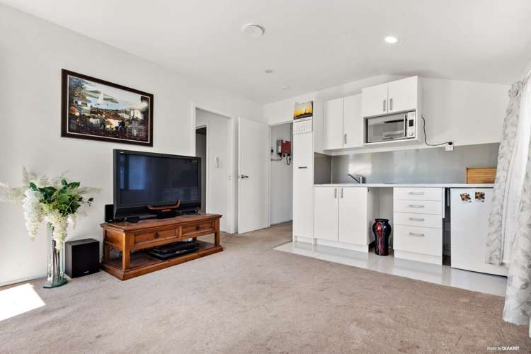 19 Faram Place Massey_16