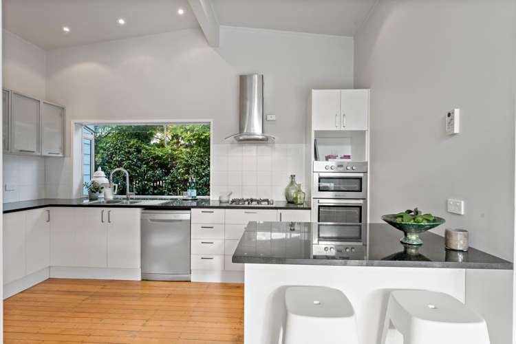 1/63b Clonbern Road Remuera_9
