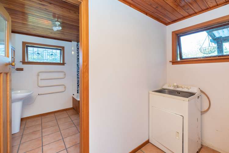 8 Kain Street The Pines Beach_17