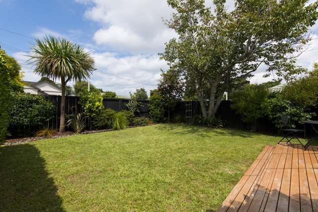 25 Invermay Avenue Mount Roskill_2