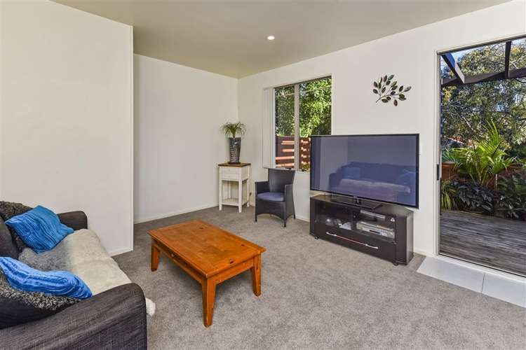 2/36 Fields Parade Oteha_19