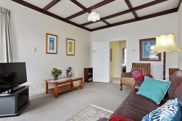 6 Seabrook Avenue New Lynn_6