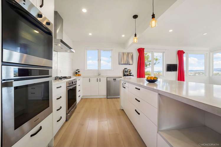 44 Chorley Avenue Massey_3