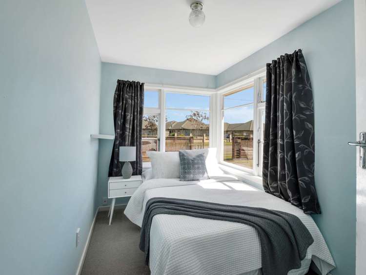 64 Joy Street Shirley_17