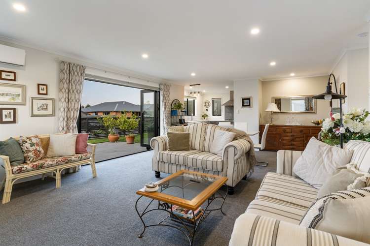 1 Shea Lane Pyes Pa_8