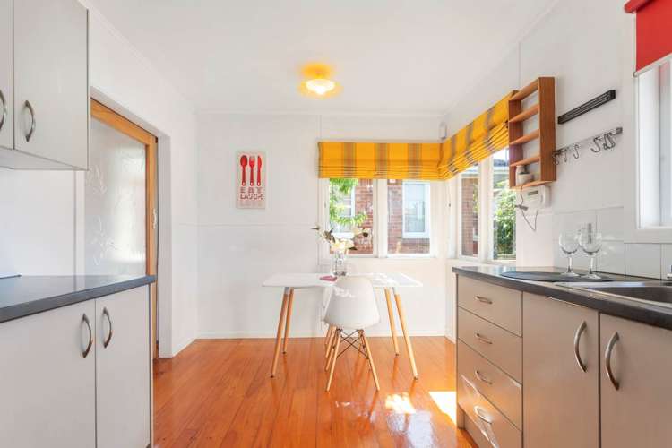 41 Waipani Road Te Atatu Peninsula_13