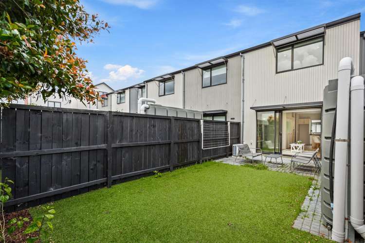 11 Kerewhenua Crescent Hobsonville_18