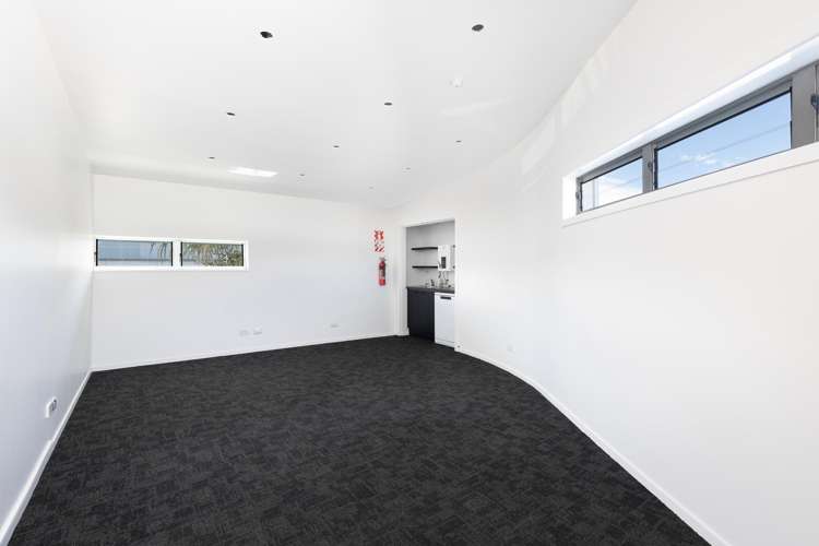 1 Cadillac Way (Level 1 Office) Annesbrook_11