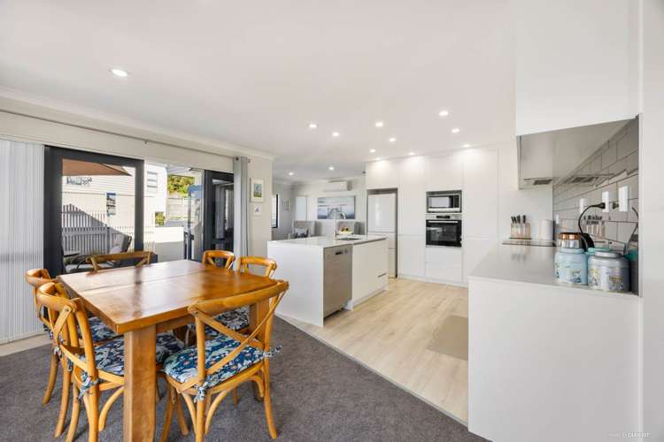 10 Waldorf Crescent Orewa_6