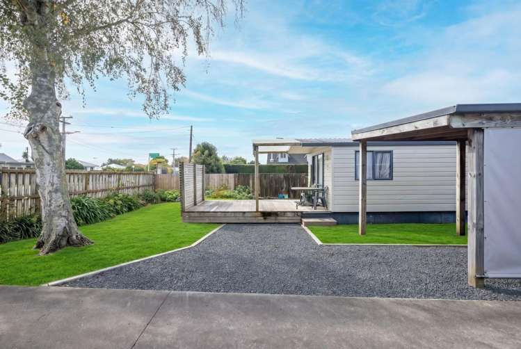 1 & 2/604 Park Road_2