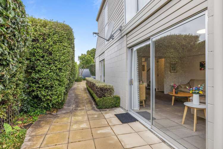 15A St Winifreds Place Bryndwr_21