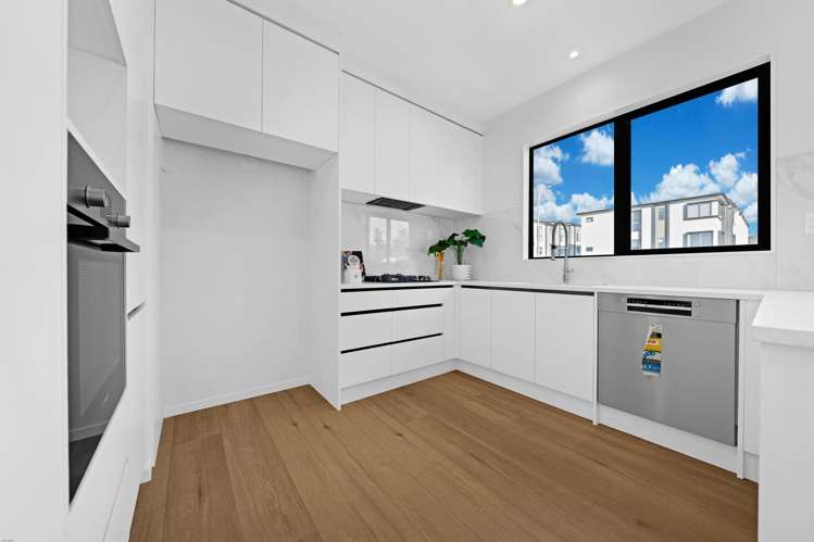 Lot 1&2/5 The Boulevard Sunnyhills_8