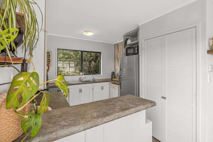 6 Rautawhiri Road Helensville_17