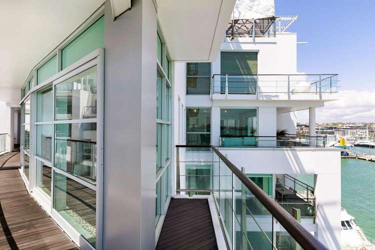 53/143 Quay Street Auckland Central_40