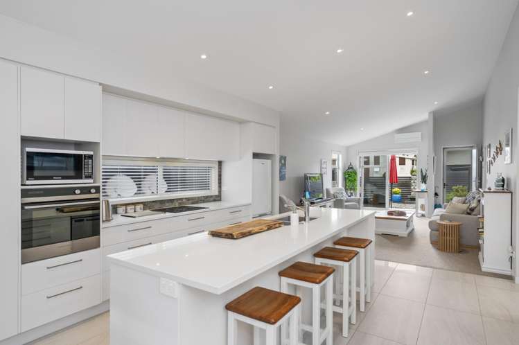 37 St Pauls Drive Brookfield_17