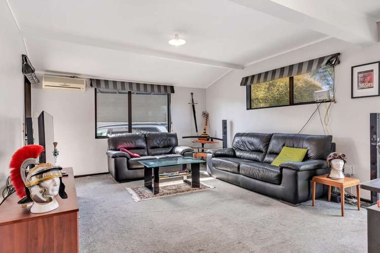 26 Aquarius Drive Kawaha Point_9