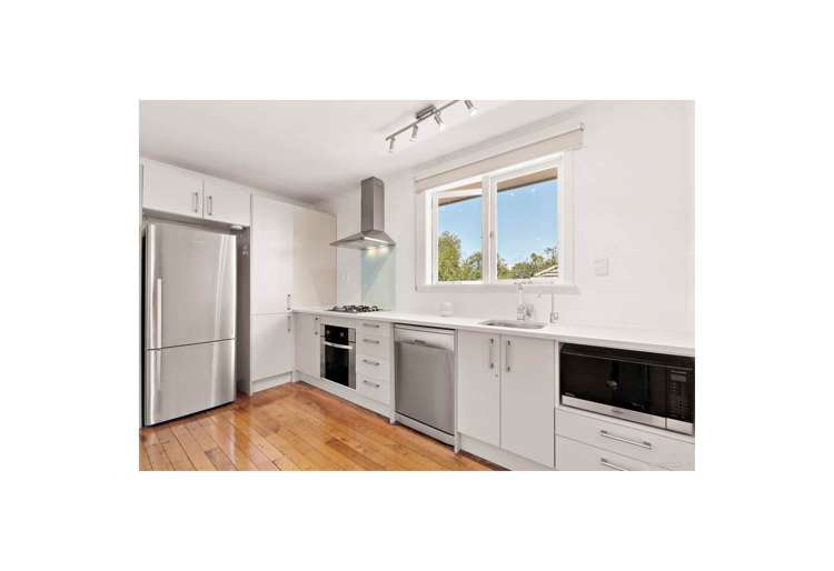 27 Fairdene Avenue Henderson_1