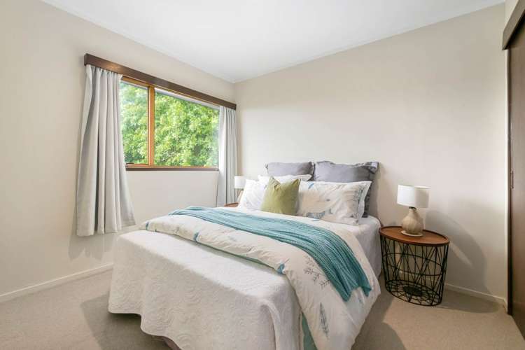 1/33 Oaktree Avenue Browns Bay_7