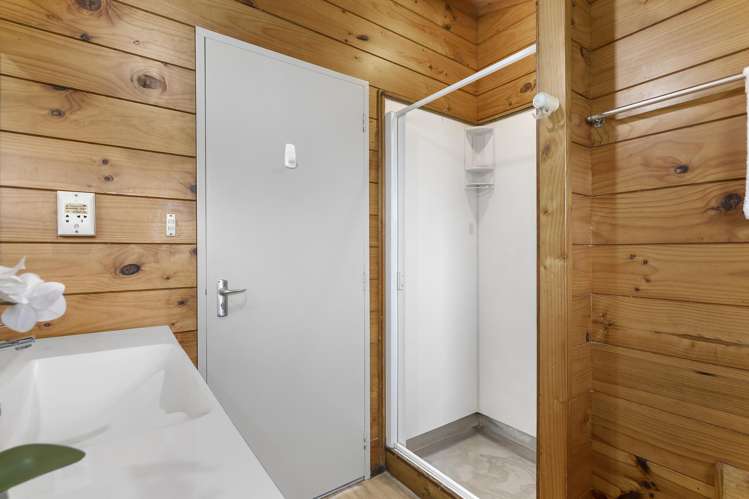 20 Third View Avenue Beachlands_24