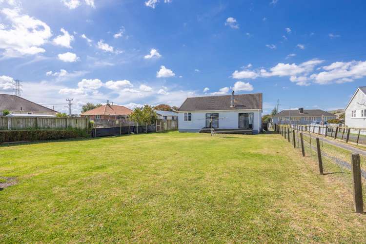 4 Smith Avenue Huntly_11