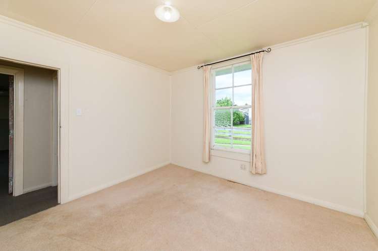 24 Main Street Marton_29